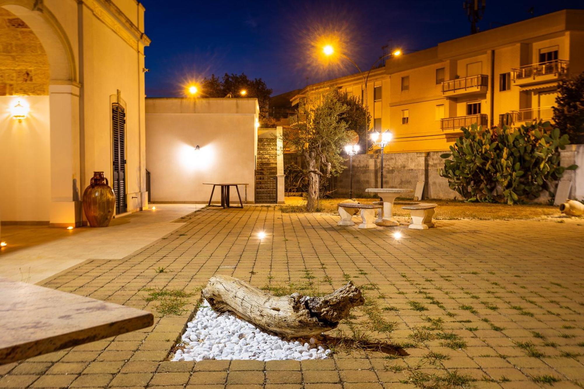 Affittacamere Giardino Delle Zie-Vicino Ospedale Cardinale Panico Tricase Eksteriør billede